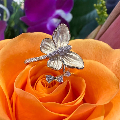 Apparel & Accessories > Jewelry > Rings Simon G Monarch Butterfly 18K Yellow Gold Ring LR2767 Pierce Custom Jewelers