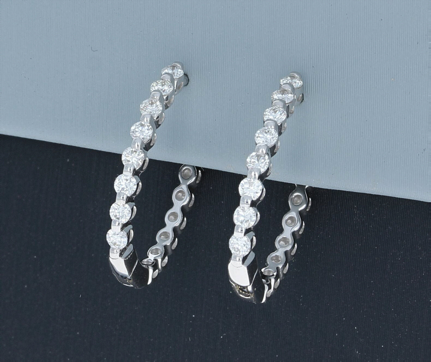 Simon G Diamond Hoop Earrings in 18K White Gold .32TW LE4546