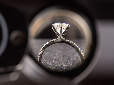 Learn How to Avoid Engagement Ring Scams