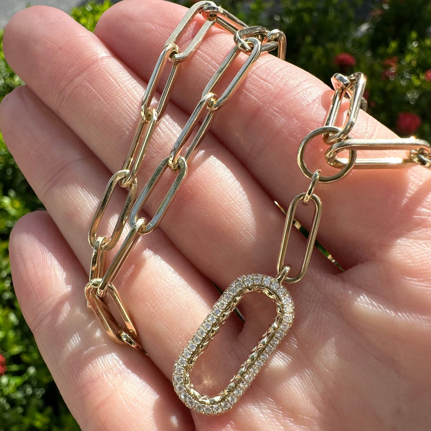 Apparel & Accessories > Jewelry > Necklaces A. Jaffe Paper Clip Diamond Pendant with Matching Link Chain NL3368-18in/46 Pierce Custom Jewelers