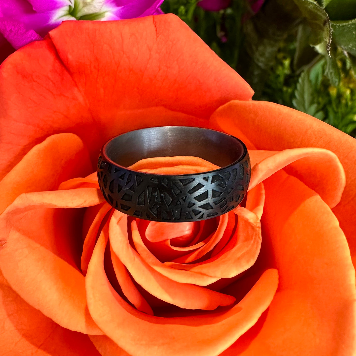 Apparel & Accessories > Jewelry > Rings Malo Tantalum and Carbon Fiber Patterned Band Ring Tant-025-7 Pierce Custom Jewelers