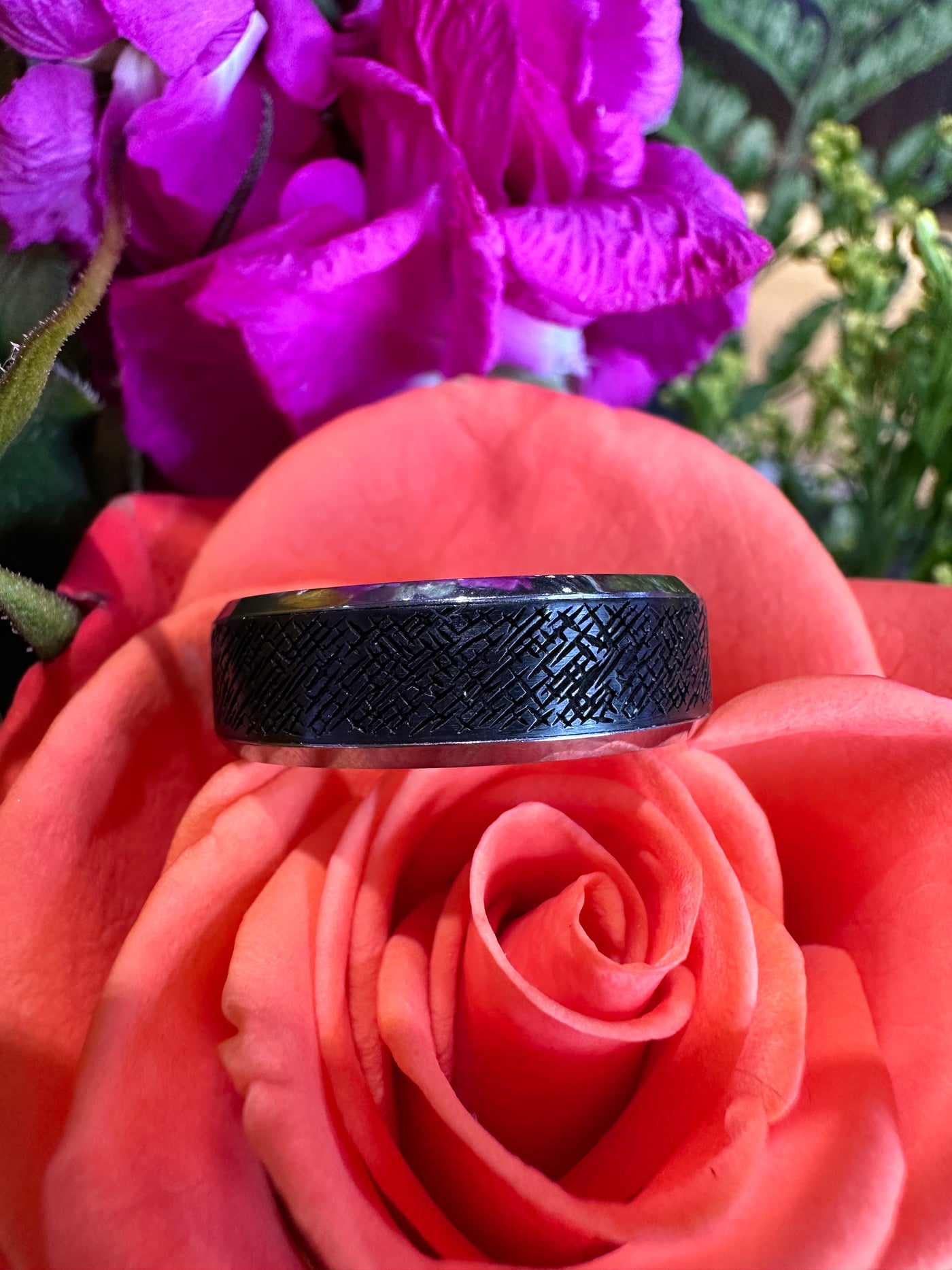 Apparel & Accessories > Jewelry > Rings Malo Tantalum and Carbon Fiber Textured Band Ring TANT-038-7 Pierce Custom Jewelers