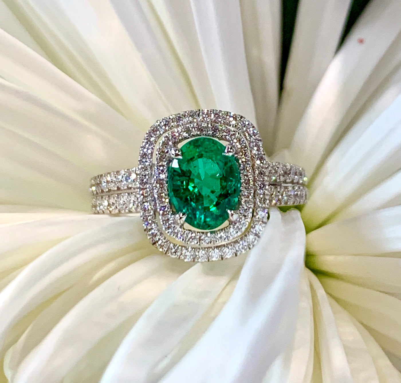 Simon G Emerald and Diamond Ring in 18K White Gold MR1920-A