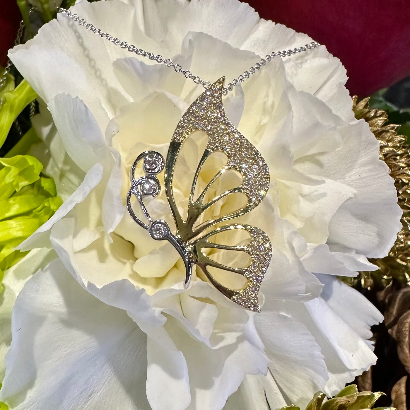 Apparel & Accessories > Jewelry > Necklaces Simon G 18K Yellow Gold Diamond Butterfly Silhouette Pendant LP4815 Pierce Custom Jewelers