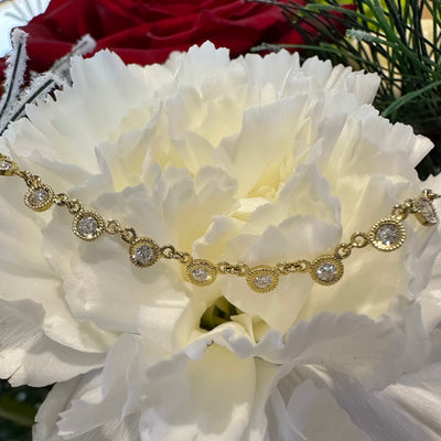 Apparel & Accessories > Jewelry > Necklaces Simon G Harmonie Diamond 18K Yellow Gold Necklace LP4668 Pierce Custom Jewelers